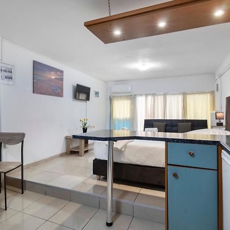 Central Studio In Downtown Heraklion  ภายนอก รูปภาพ