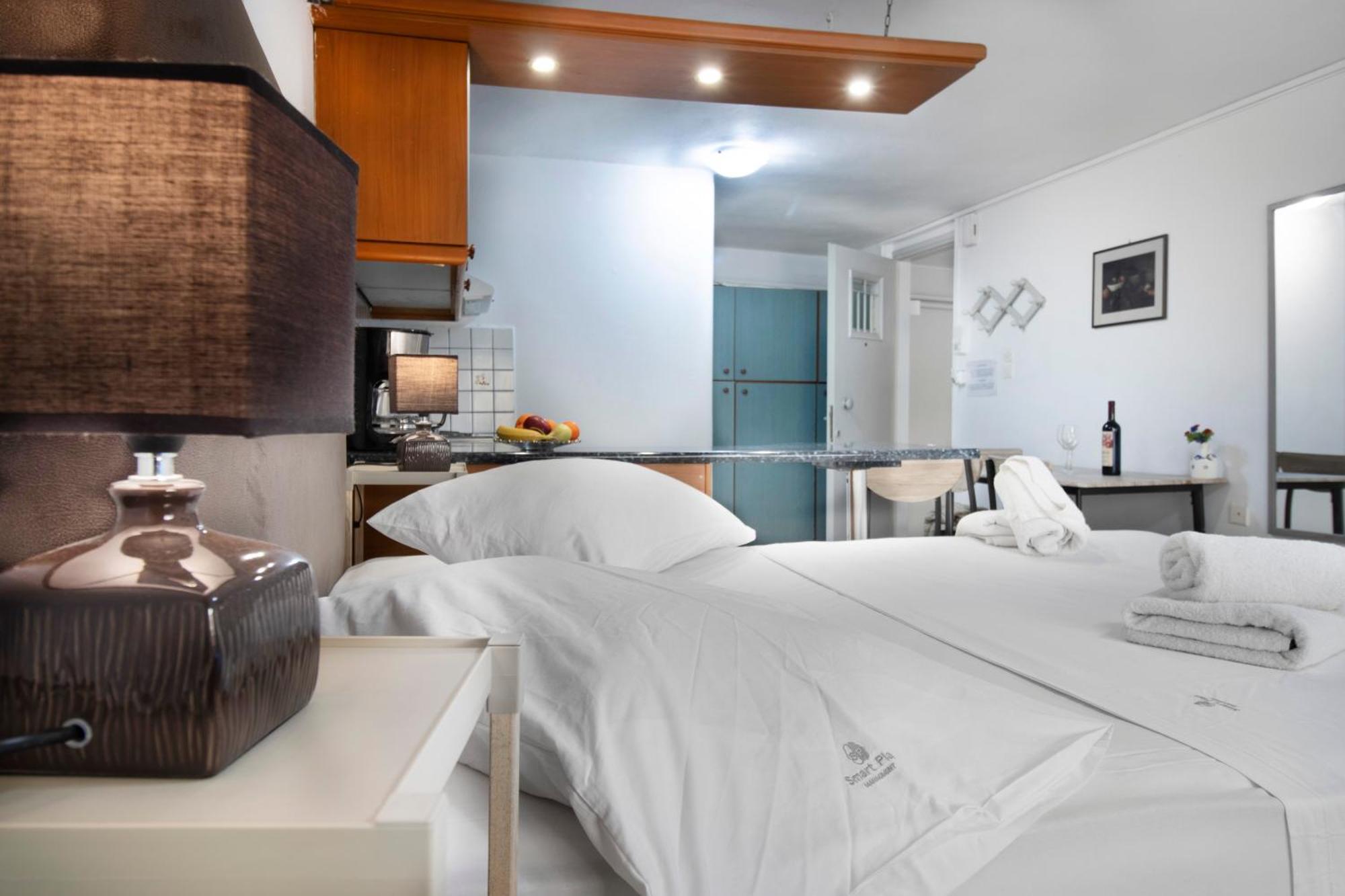 Central Studio In Downtown Heraklion  ภายนอก รูปภาพ