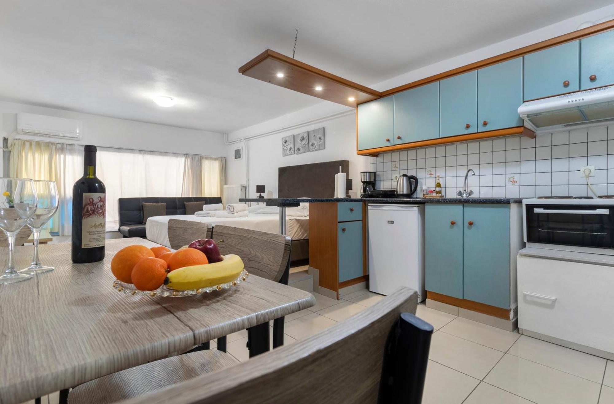 Central Studio In Downtown Heraklion  ภายนอก รูปภาพ